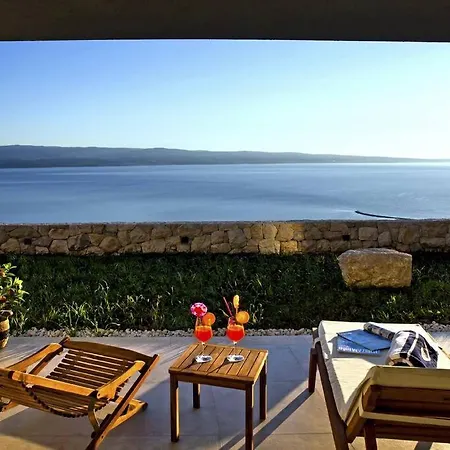 Luxury Dream, Indoor Heated Pool, 7 Persons, Sea Views, Villa
