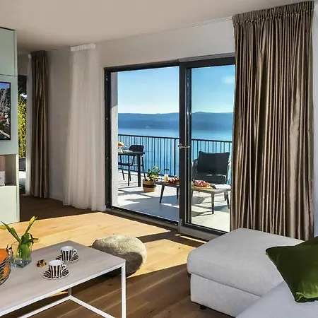 Luxury Dream, Indoor Heated Pool, 7 Persons, Sea Views, Villa