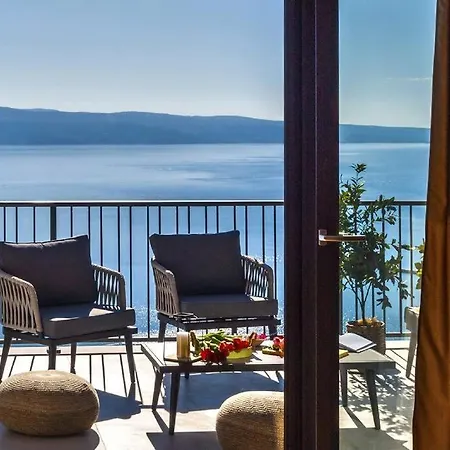 Luxury Dream, Indoor Heated Pool, 7 Persons, Sea Views, Villa